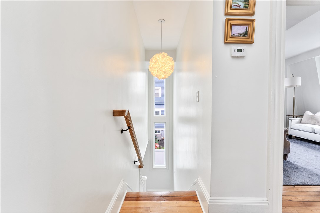 12 Observatory Avenue Providence, RI 02906 - Photo 37 of 42