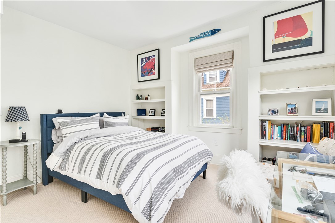 12 Observatory Avenue Providence, RI 02906 - Photo 39 of 42