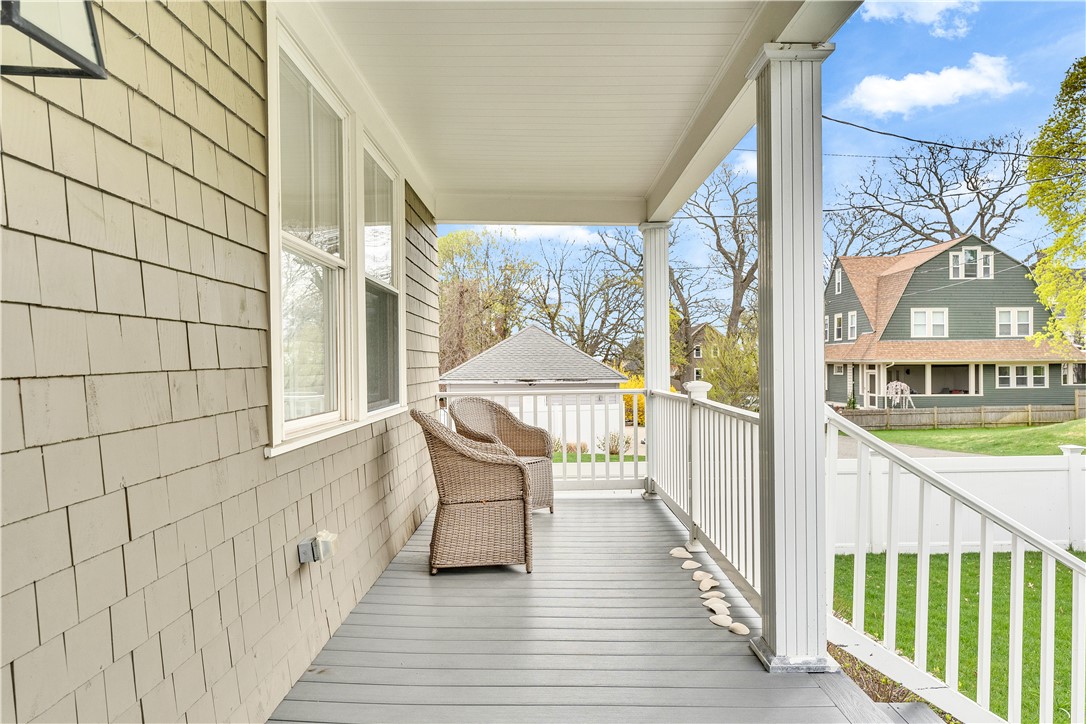 12 Observatory Avenue Providence, RI 02906 - Photo 4 of 42