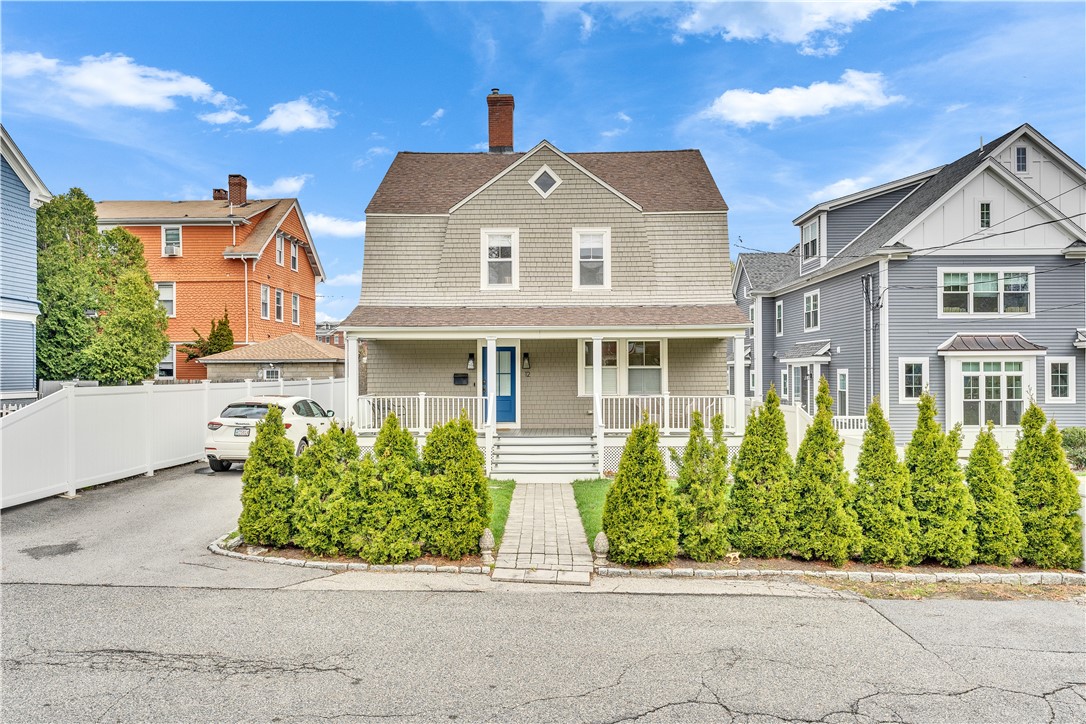 12 Observatory Avenue Providence, RI 02906 - Photo 8 of 42