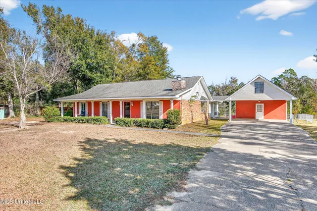 $285,000 | 17080 Fenton Dedeaux Road, Kiln, MS 39556