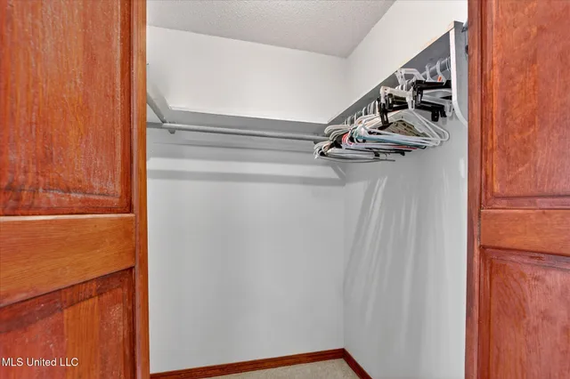 $285,000 | 17080 Fenton Dedeaux Road, Kiln, MS 39556