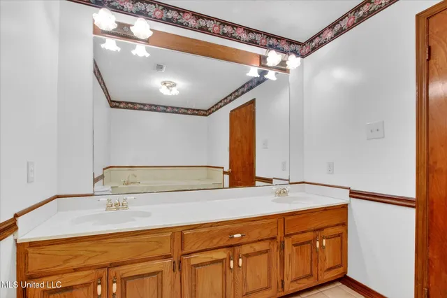 $285,000 | 17080 Fenton Dedeaux Road, Kiln, MS 39556