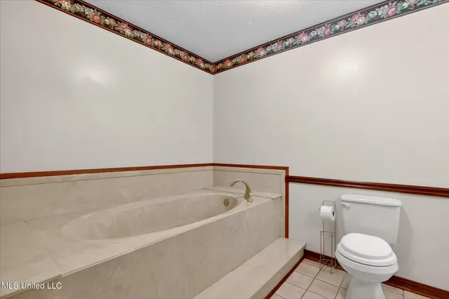 $285,000 | 17080 Fenton Dedeaux Road, Kiln, MS 39556