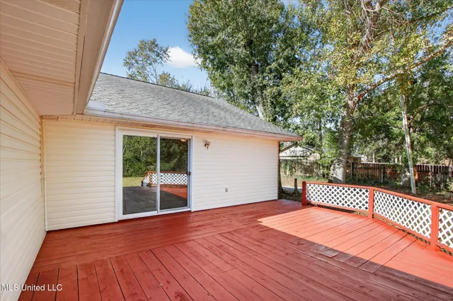 $285,000 | 17080 Fenton Dedeaux Road, Kiln, MS 39556