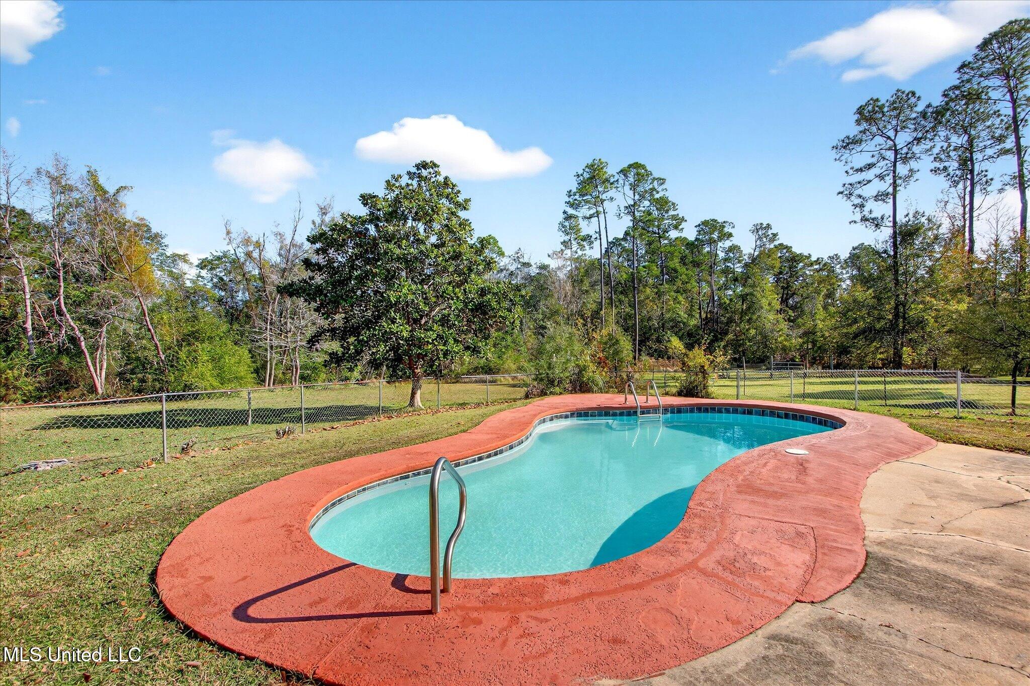 17080 Fenton Dedeaux Road Kiln, MS 39556 - Photo 45 of 59 43-044