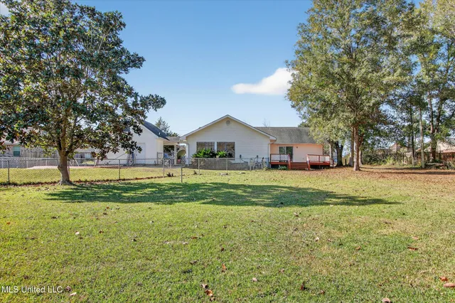 $285,000 | 17080 Fenton Dedeaux Road, Kiln, MS 39556