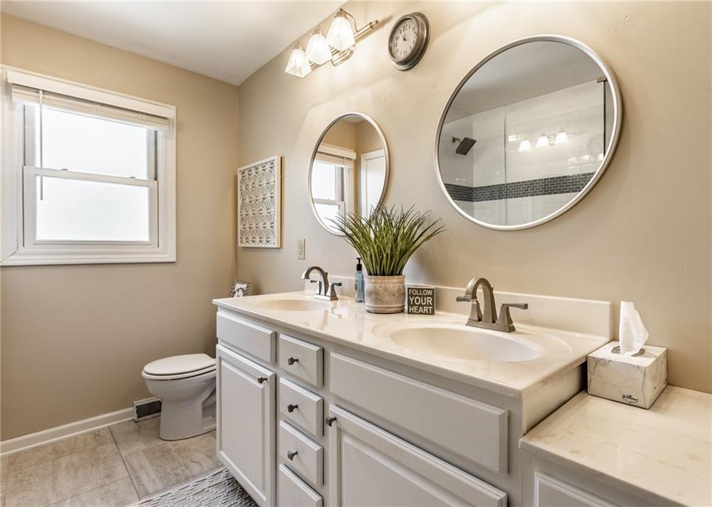 770 Bennett Road Carmel, IN 46032 - Photo 23 of 38 Gallery Image 23