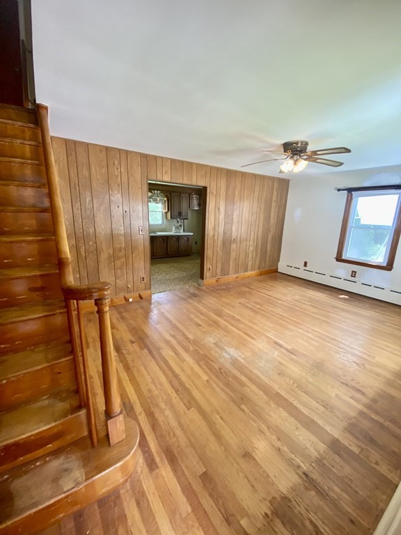 33 Briggs Road Westport, MA 02790 - Photo 3 of 9 Gallery Image 3