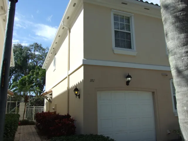 $2,900 | 181 Santa Barbara Way, Palm Beach Gardens, FL 33410