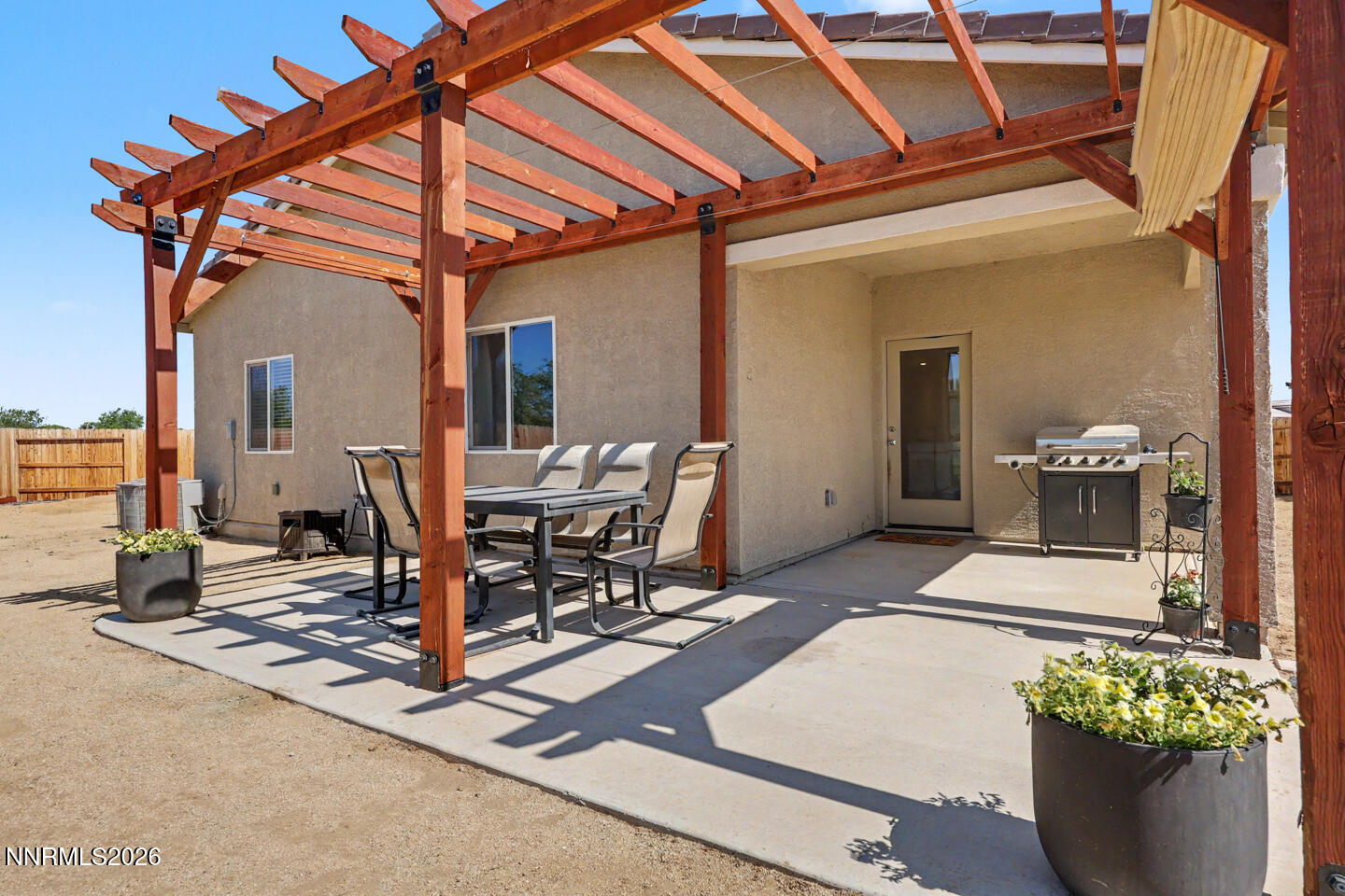 606 Sycamore Drive Fallon, NV 89406 - Photo 25 of 26 a view of a dinning room with a patio
