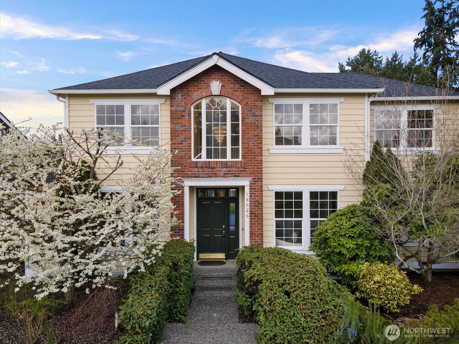 3323 187th Place Southeast Bothell, WA 98012 - Photo 1 of 40 Gallery Image 1