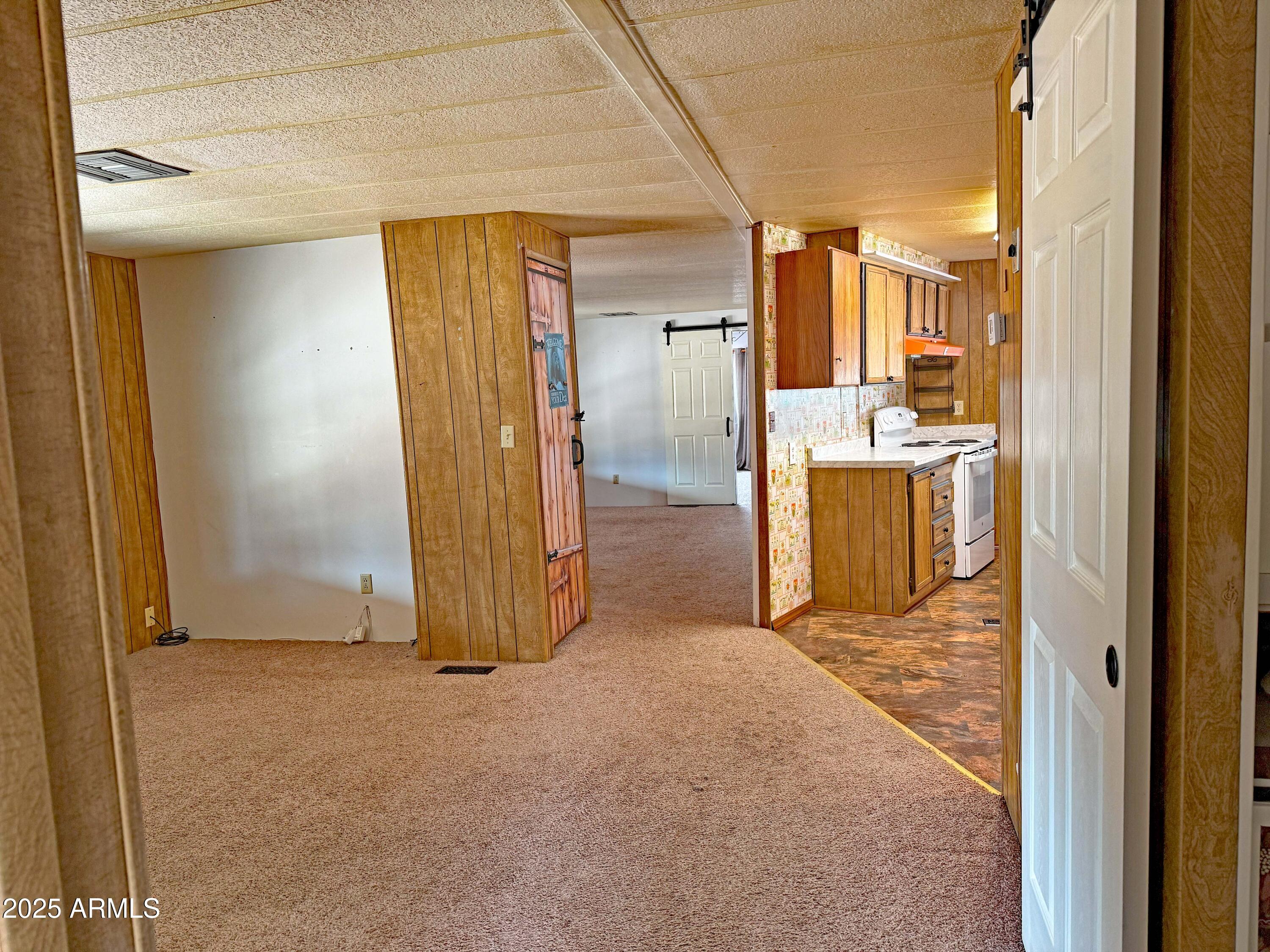 4715 North Drifting Sands Road Rimrock, AZ 86335 - Photo 26 of 39 a view of a storage & utility room