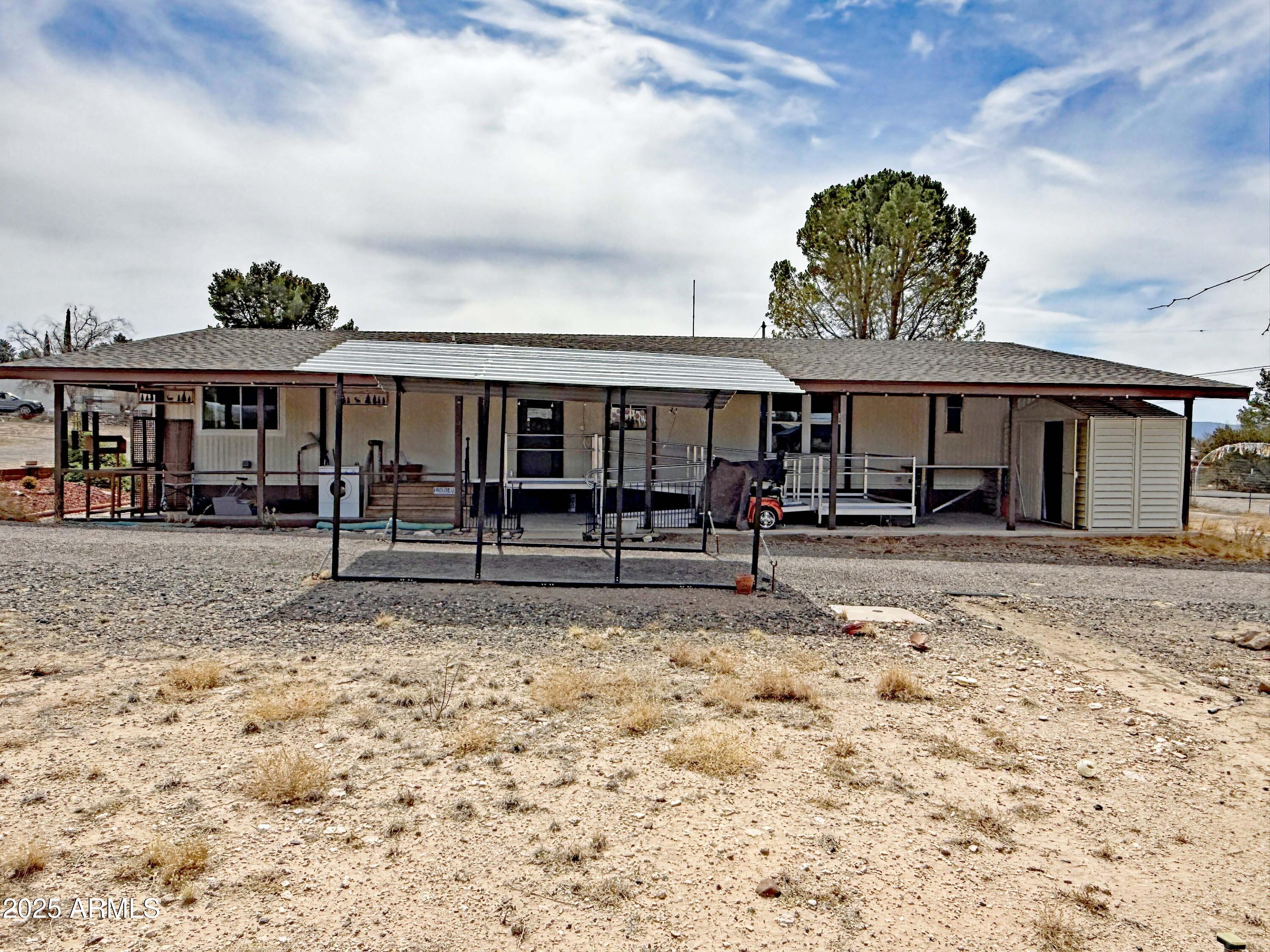 4715 North Drifting Sands Road Rimrock, AZ 86335 - Photo 28 of 39 front view of a house with a yard