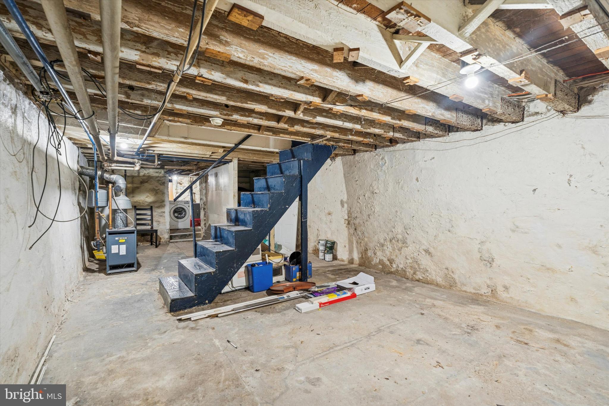 352 Carson Street Philadelphia, PA 19128 - Photo 32 of 35 a view of garage