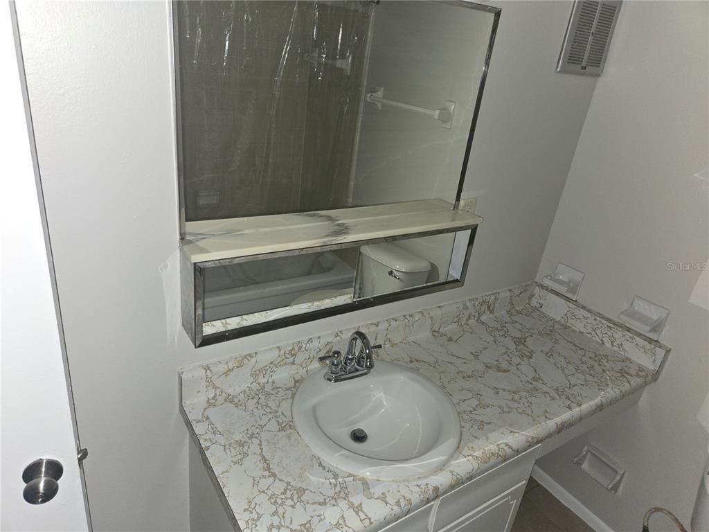 1935 South Conway Road, Unit O5 Orlando, FL 32812 - Photo 3 of 18