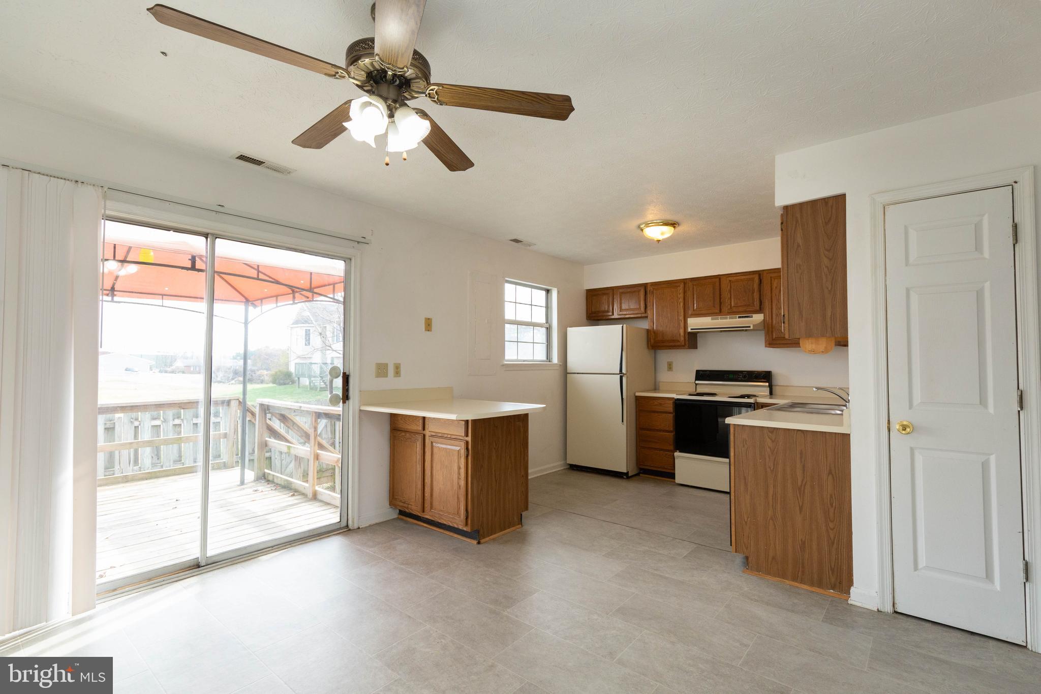 164 Stadium Circle Inwood, WV 25428 - Photo 10 of 30