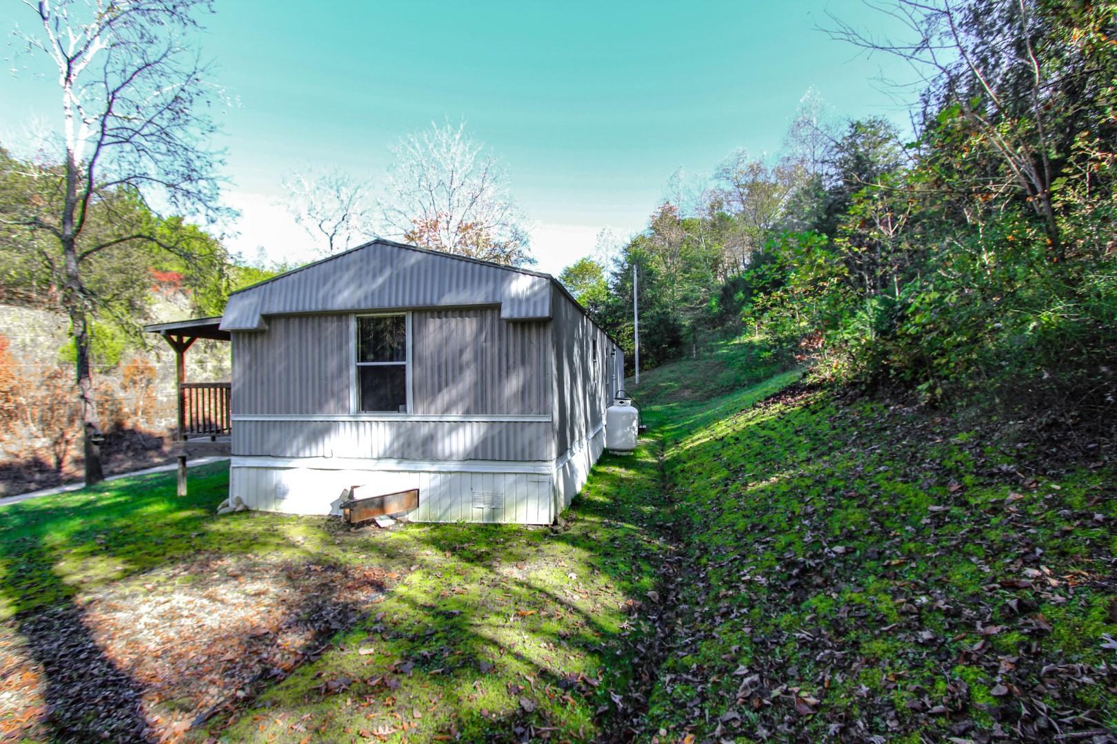 2464 Fowler Road Bybee, TN 37713 - Photo 13 of 35 IMG_5811