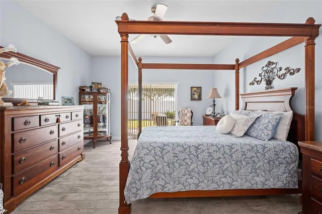 $285,000 | 5649 Autumn Shire Drive, Zephyrhills, FL 33541