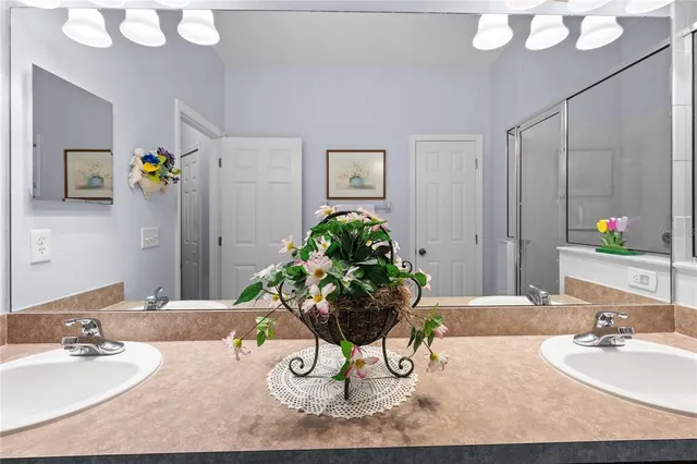 $285,000 | 5649 Autumn Shire Drive, Zephyrhills, FL 33541