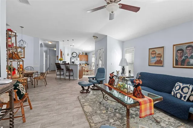 $285,000 | 5649 Autumn Shire Drive, Zephyrhills, FL 33541