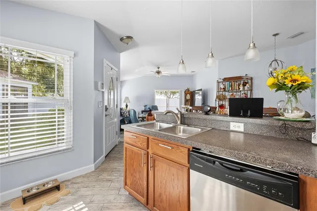 $285,000 | 5649 Autumn Shire Drive, Zephyrhills, FL 33541