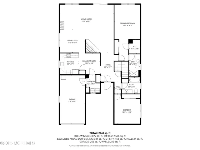 a picture of a room with a floor plan