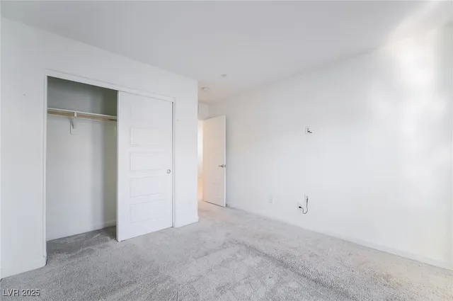 $2,000 | 715 Pickled Pepper Place, Henderson, NV 89011