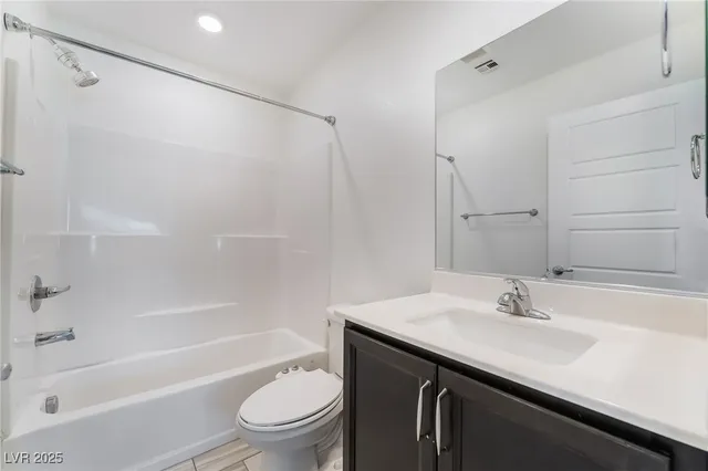 $2,000 | 715 Pickled Pepper Place, Henderson, NV 89011