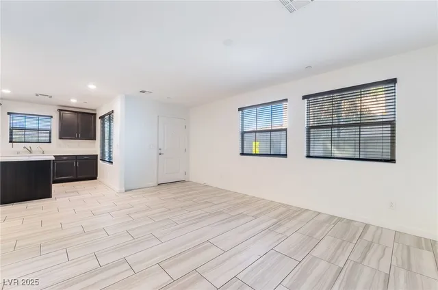 $2,000 | 715 Pickled Pepper Place, Henderson, NV 89011