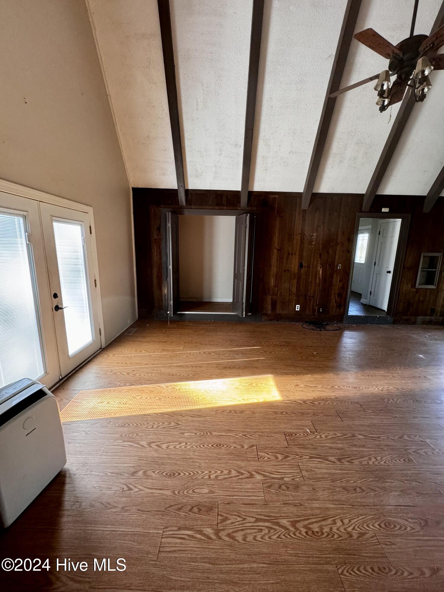 2986 Beargrass Road Stokes, NC 27884 - Photo 4 of 22 Living room