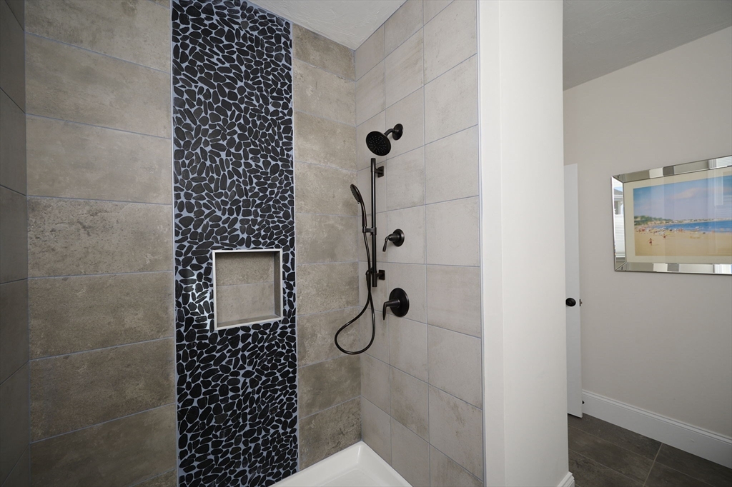 16 Metacomet Road, Unit 16 West Bridgewater, MA 02379 - Photo 22 of 32