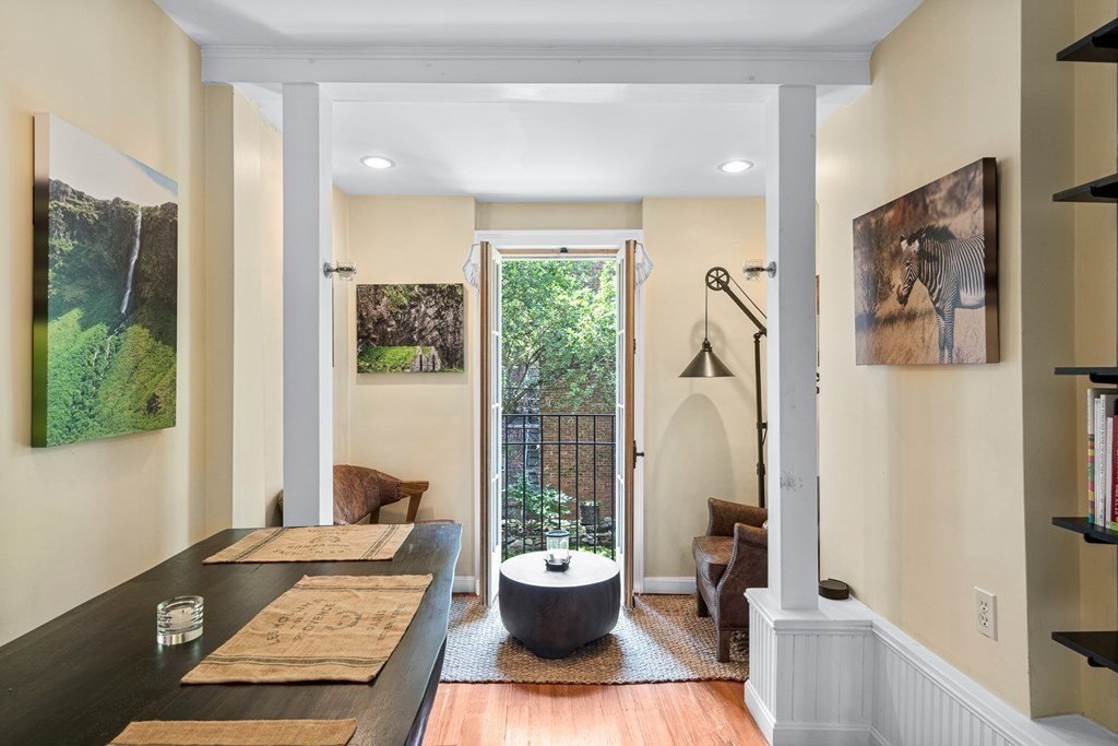 44 Hull Street Boston, MA 02113 - Photo 6 of 26 Gallery Image 6
