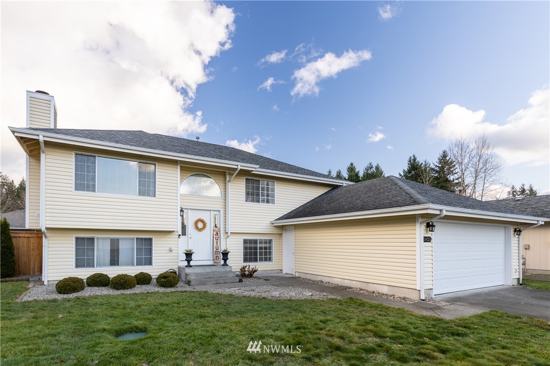 5933 Danials Loop Southeast Lacey, WA 98513 - Photo 3 of 31 Gallery Image 3