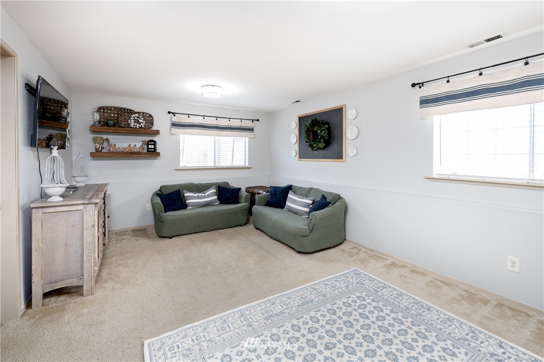 5933 Danials Loop Southeast Lacey, WA 98513 - Photo 22 of 31 Gallery Image 22