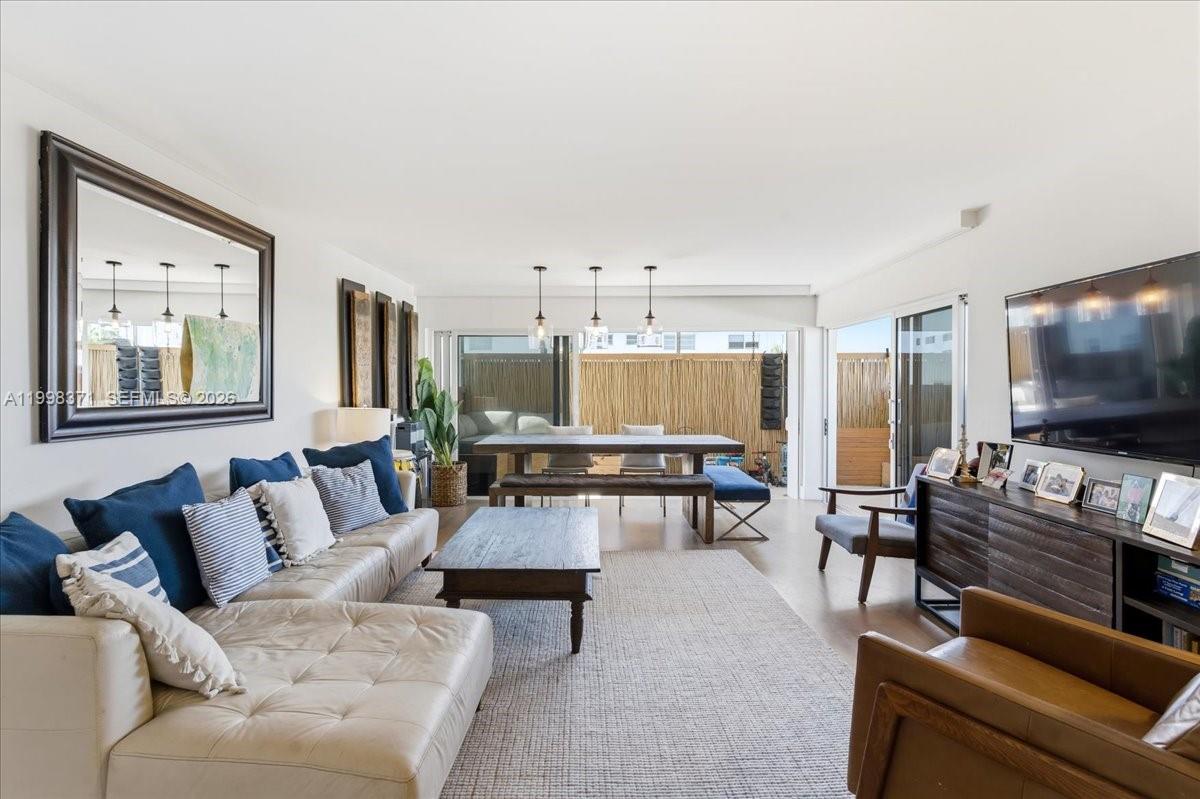 550 Ocean Drive, Unit 3H Key Biscayne, FL 33149 - Photo 3 of 34
