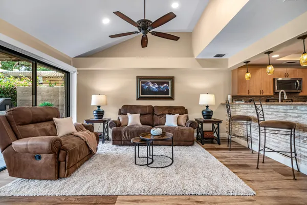 $475,000 | 41628 Woodhaven Drive East, Palm Desert, CA 92211