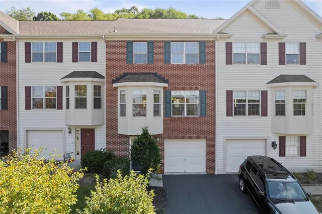 $299,000 | 441 Georgetown Court, Seven Fields, PA 16046