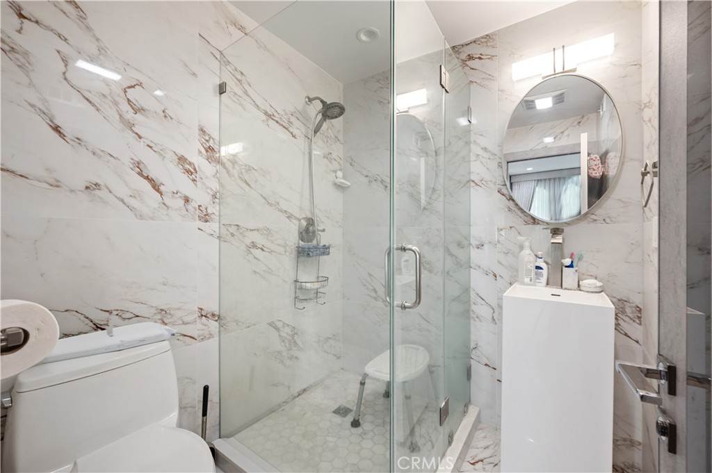 515 La Loma Road Glendale, CA 91206 - Photo 19 of 53