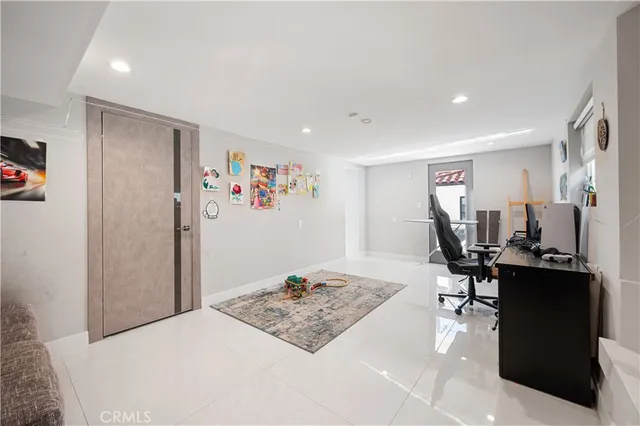 $2,200,000 | 515 La Loma Road, Glendale, CA 91206