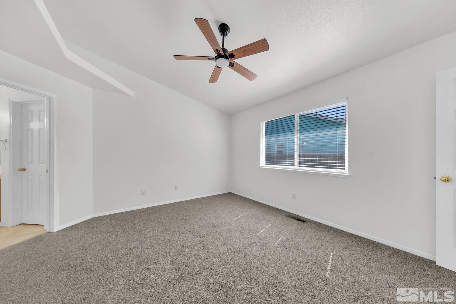 622 Tamsen Road Fernley, NV 89408 - Photo 11 of 33 Photo 11