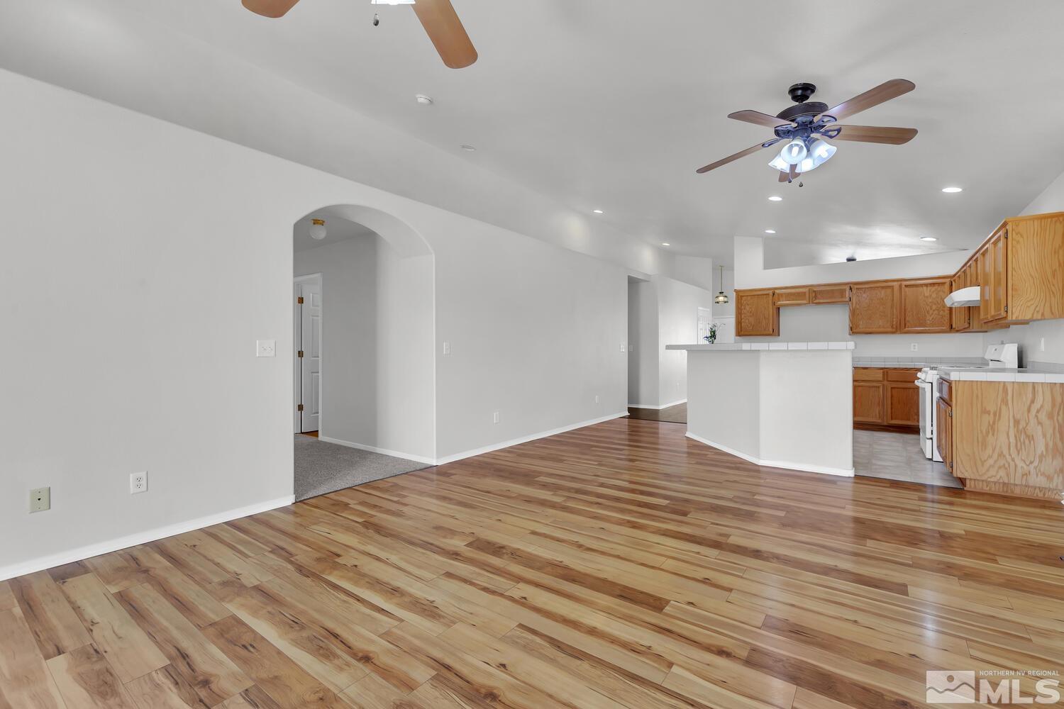 622 Tamsen Road Fernley, NV 89408 - Photo 5 of 33 Photo 5