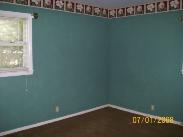 459 Hawthorne Road Spartanburg, SC 29303 - Photo 8 of 10 Gallery Image 8
