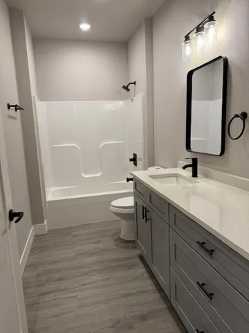 $399,900 | 4000 Boulder Drive, Janesville, WI 53546