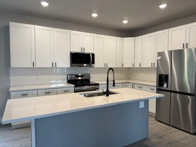 $399,900 | 4000 Boulder Drive, Janesville, WI 53546