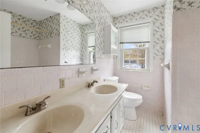 $400,000 | 1610 Careybrook Drive, Henrico, VA 23238