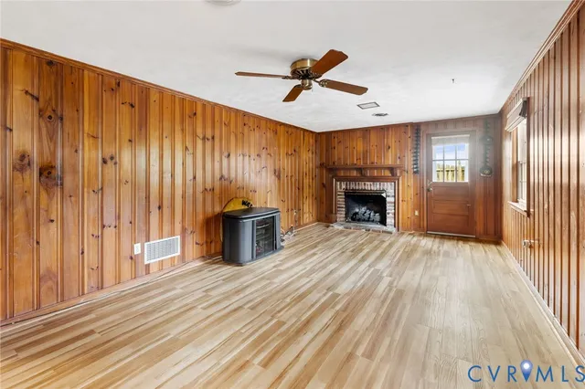 $400,000 | 1610 Careybrook Drive, Henrico, VA 23238