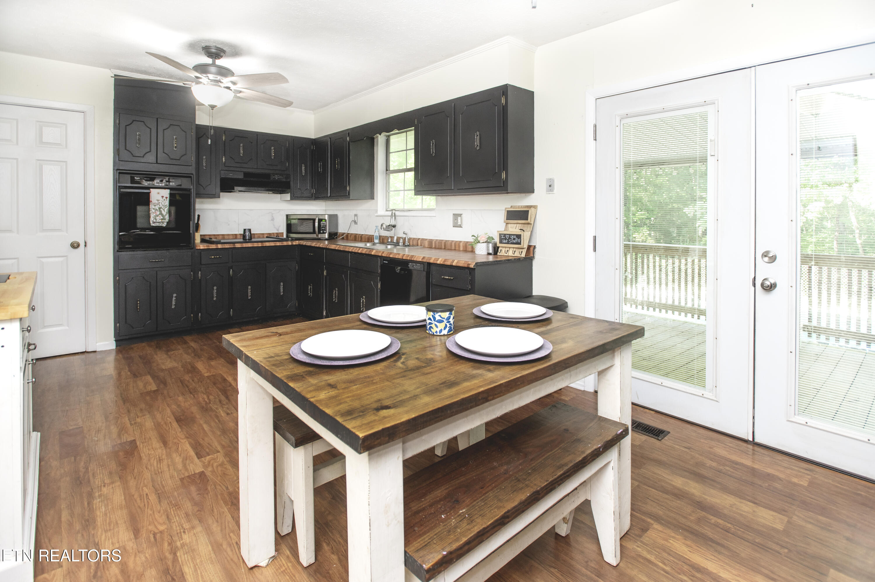 238 Walnut Grove Road Kingston, TN 37763 - Photo 11 of 35 Kitchen