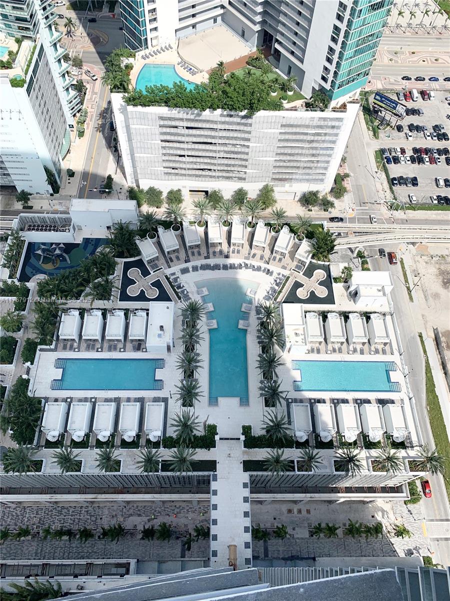 851 Northeast 1st Avenue, Unit 3905 Miami, FL 33132 - Photo 2 of 21