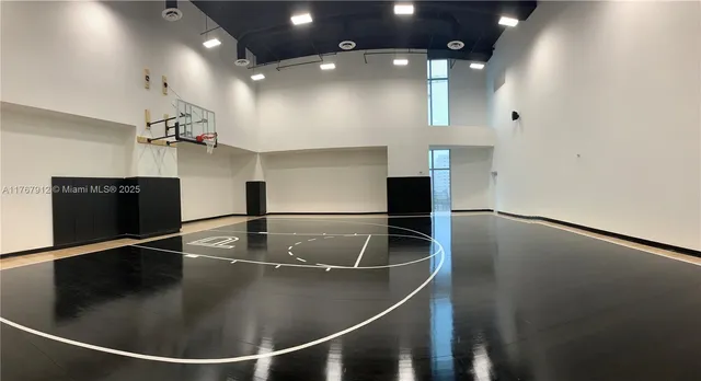 $810,000 | 851 Northeast 1st Avenue, Unit 3905, Miami, FL 33132